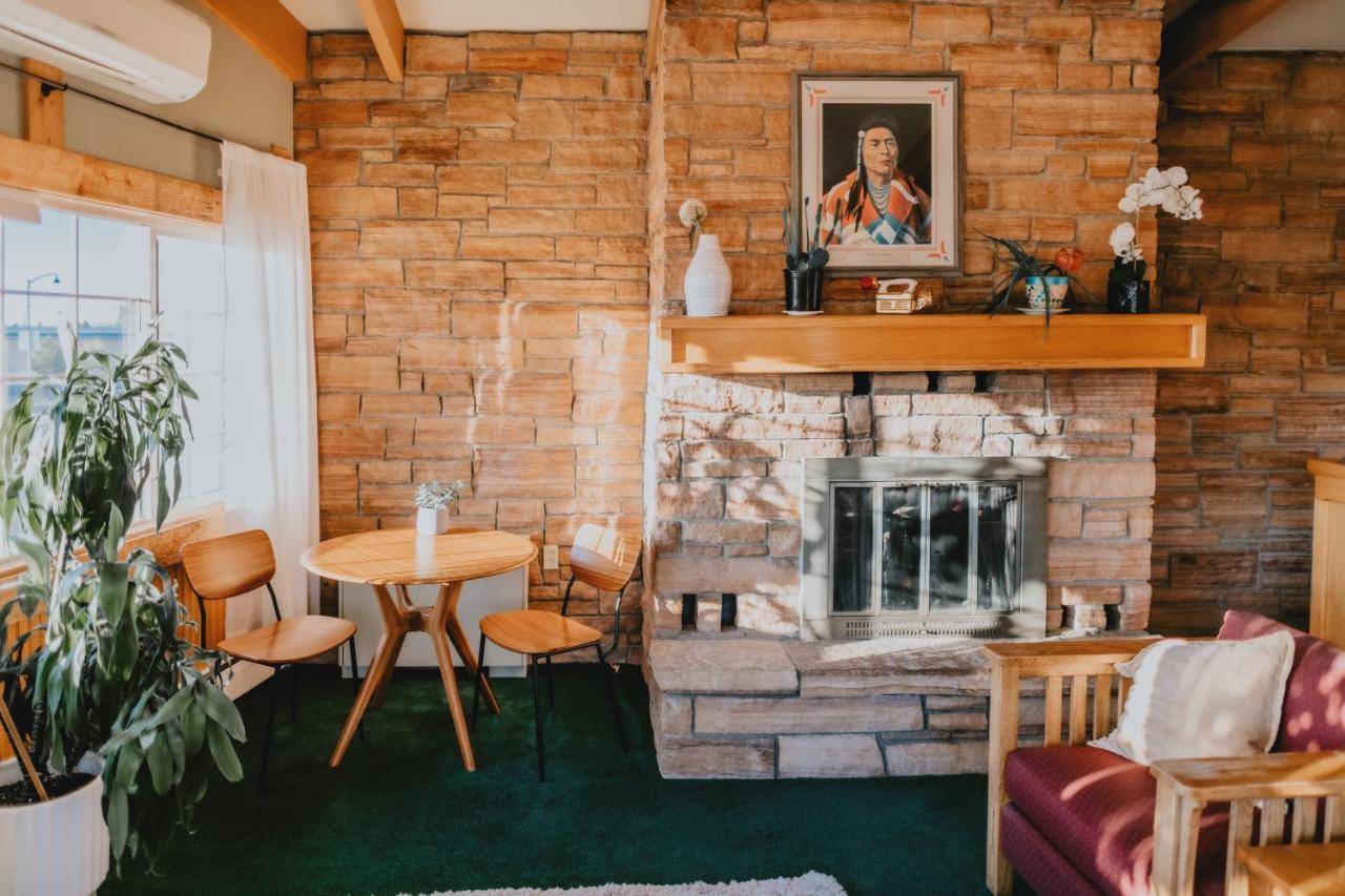 Sapphire Motel Midtown Бозмен Екстер'єр фото