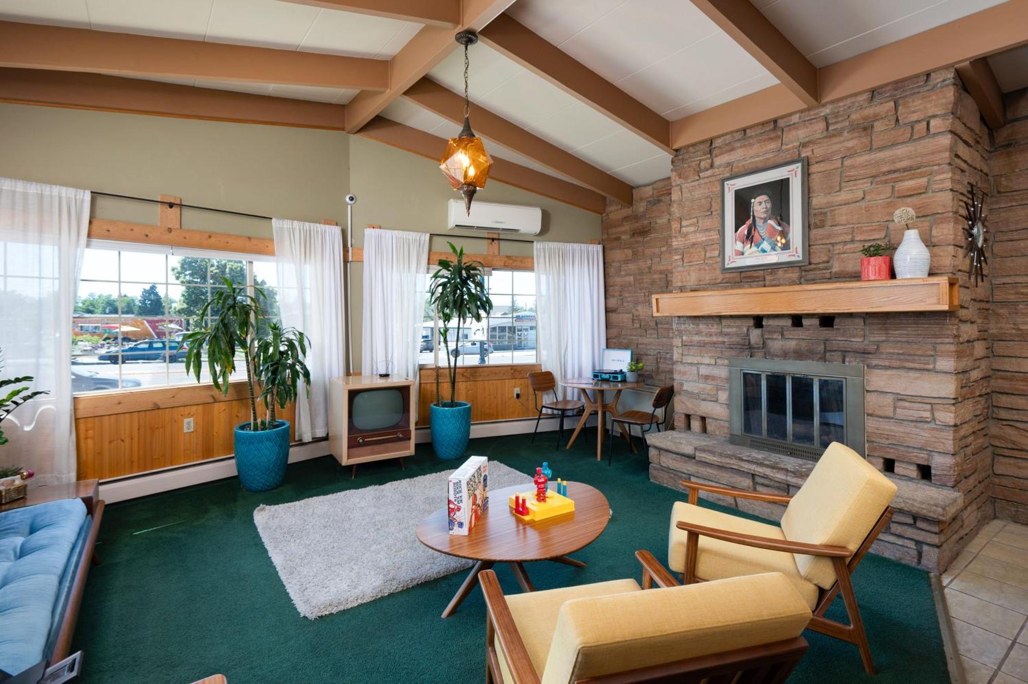 Sapphire Motel Midtown Бозмен Екстер'єр фото